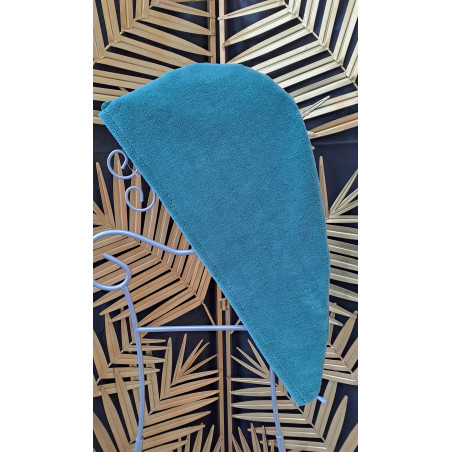 serviette cheveux vert olive