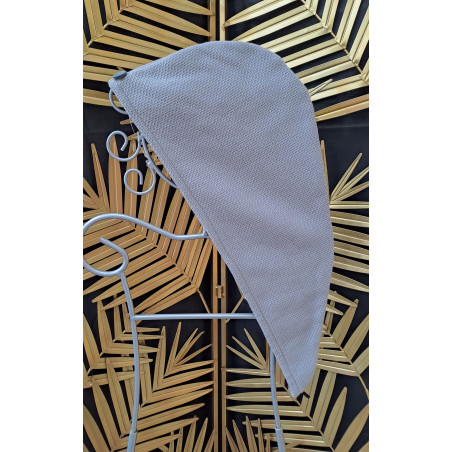 serviette cheveux gris